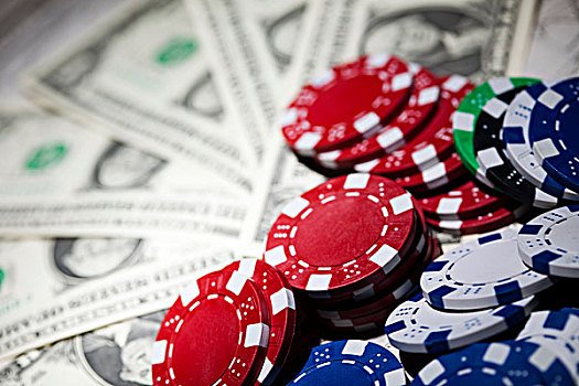 Layar bonus dalam permainan slot ramuan88 dengan pengganda dan putaran gratis